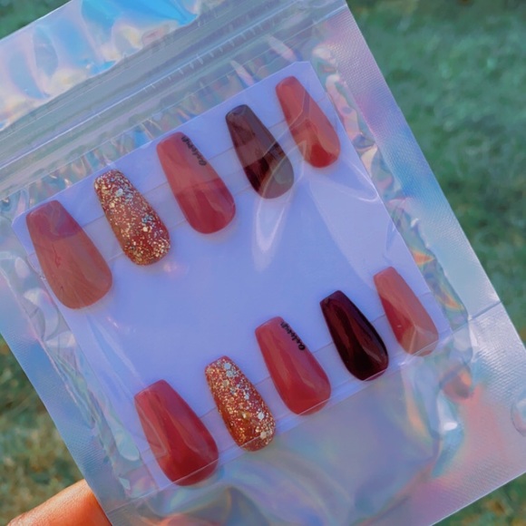 Mauve Set - Picture 3 of 4